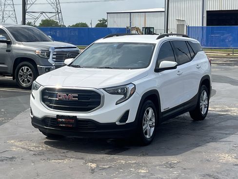 Used 2019 GMC Terrain SLE w/ Driver Convenience Package FWD image 5