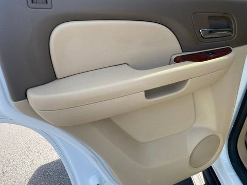 Used 2013 Chevrolet Tahoe LT AWD/4WD image 22