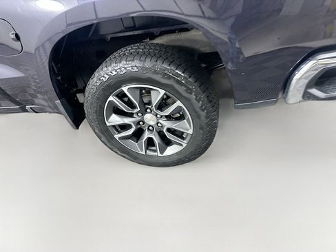 Used 2023 Chevrolet Silverado 1500 LT image 11