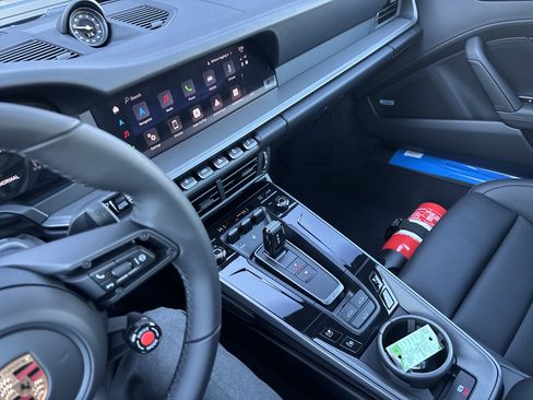 New 2026 Porsche 911 Carrera 4S image 18