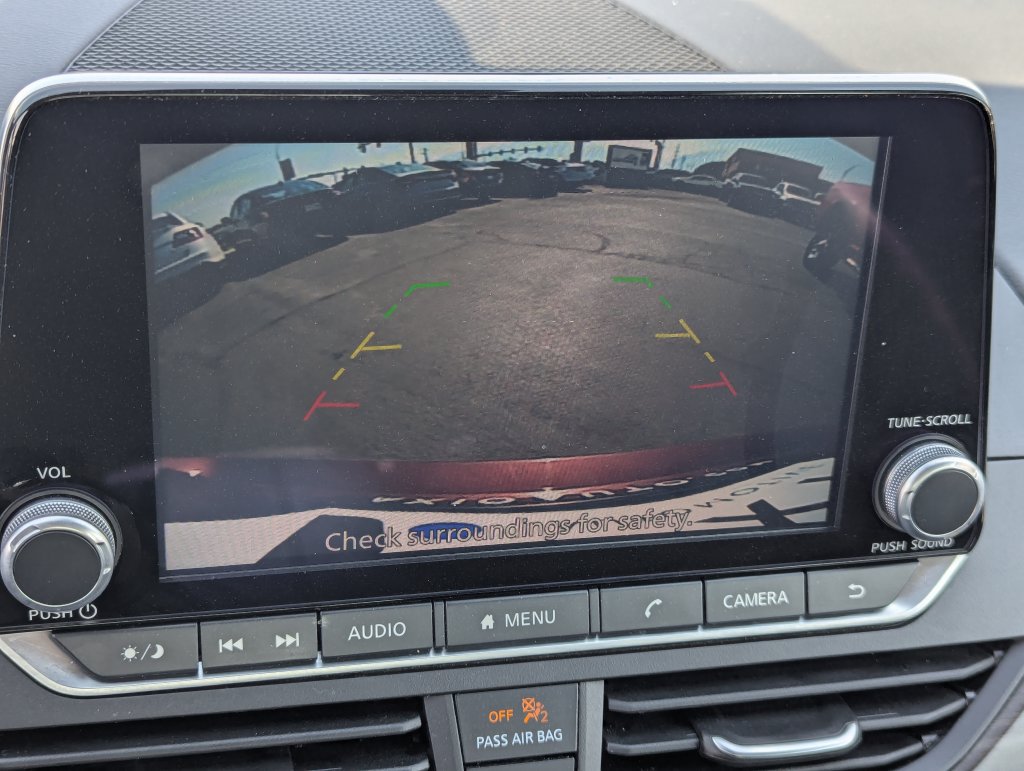 Used 2025 Nissan Altima 2.5 SV FWD image 21