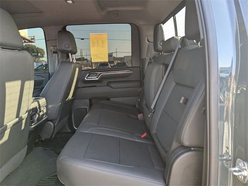 Used 2025 Chevrolet Silverado 2500 LTZ w/ LTZ Convenience Package image 13