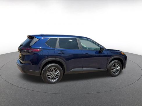 Used 2026 Nissan Rogue SV AWD/4WD image 15