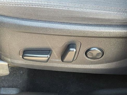 Used 2023 Hyundai Santa Fe SEL image 15