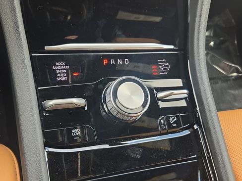 New 2025 Jeep Grand Cherokee L Summit w/ MOPAR Finishing Package image 20