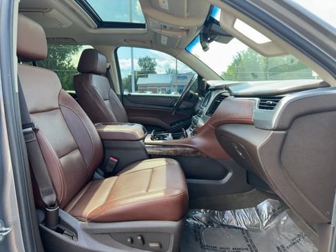 Used 2017 Chevrolet Tahoe Premier AWD/4WD image 7
