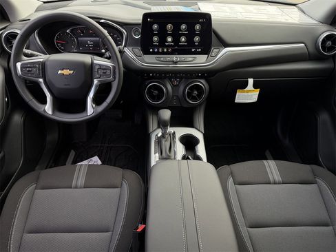 New 2026 Chevrolet Blazer LT image 10