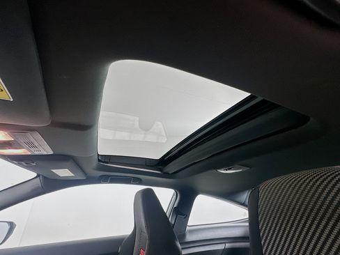 Used 2018 Honda Civic Si image 25