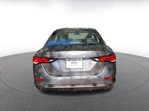 Used 2025 Nissan Sentra S image 6