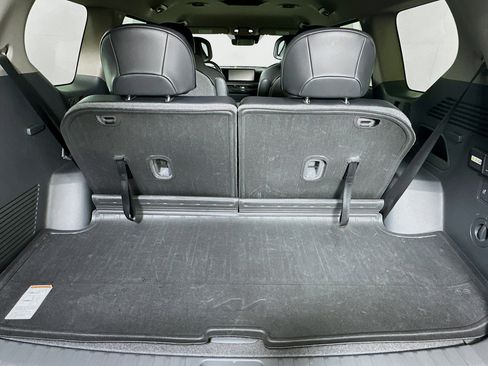 Used 2024 Kia EV9 Light Long Range image 30