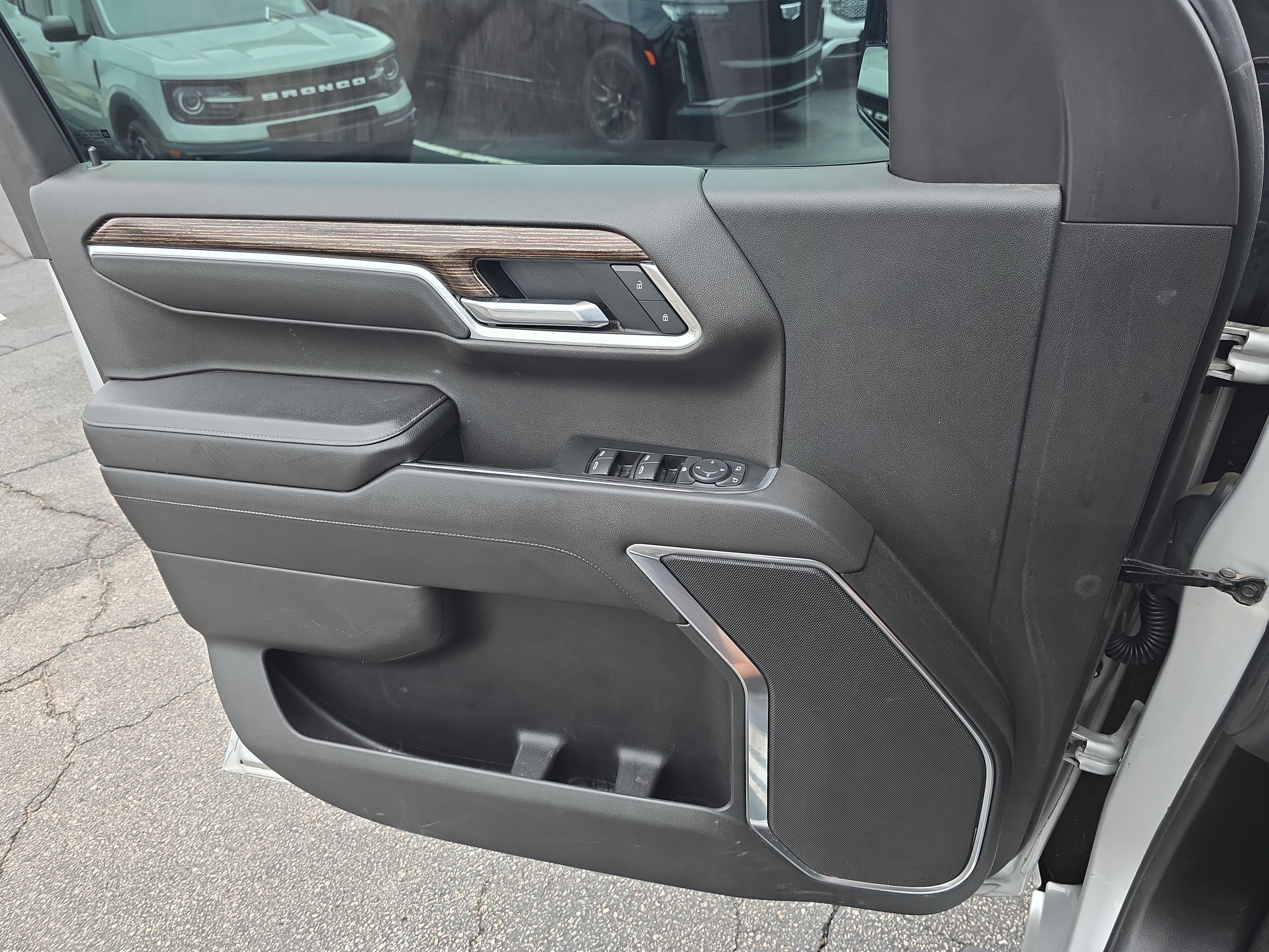 Used 2022 GMC Sierra 1500 Elevation w/ X31 Off-Road Package AWD/4WD image 28