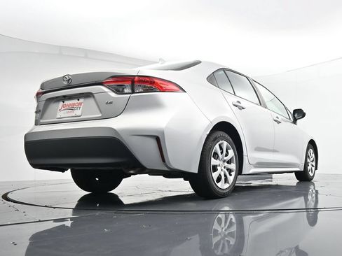 Used 2023 Toyota Corolla LE FWD image 33