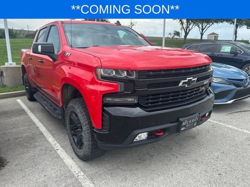 Used 2020 Chevrolet Silverado 1500 LT Trail Boss AWD/4WD image 3