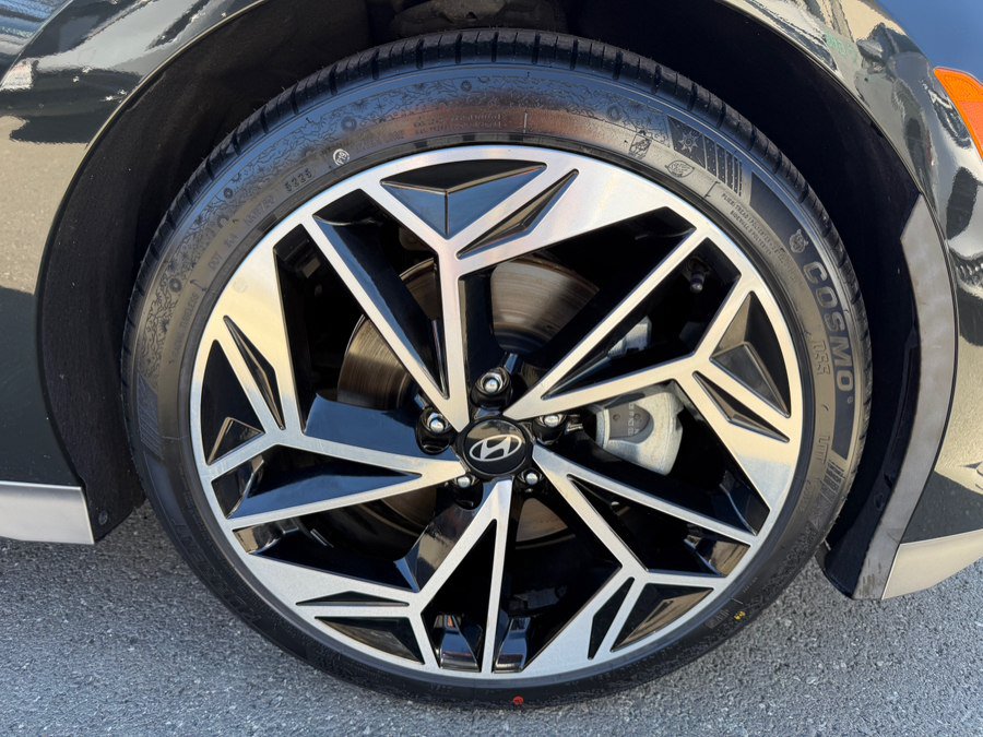 Used 2023 Hyundai Ioniq 6 Limited w/ Cargo Package RWD image 47