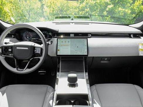 New 2026 Land Rover Range Rover Velar Dynamic SE AWD/4WD image 20