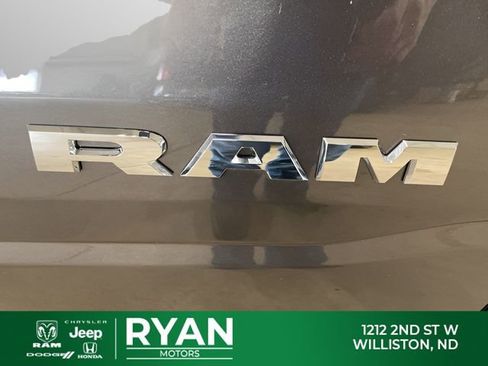New 2026 RAM 1500 4x4 Crew Cab image 11