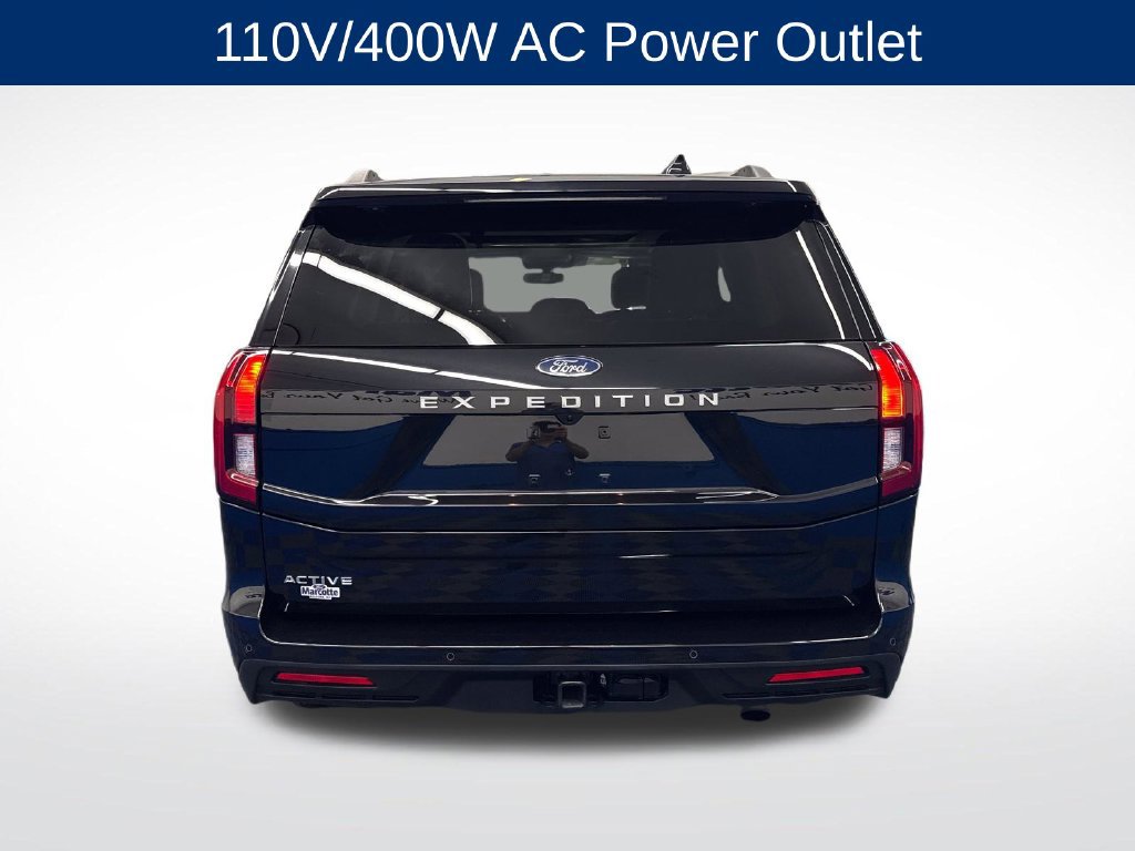 Used 2025 Ford Expedition Active AWD/4WD image 4
