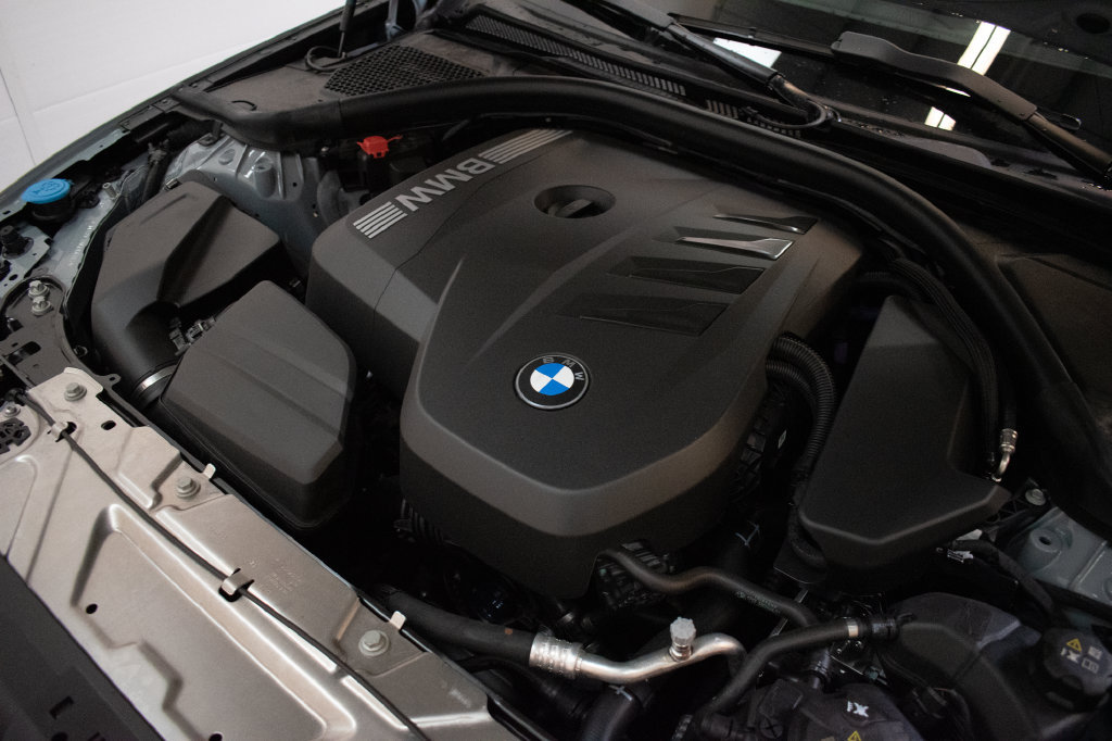New 2026 BMW 330i xDrive Sedan w/ M Sport Package AWD/4WD image 10