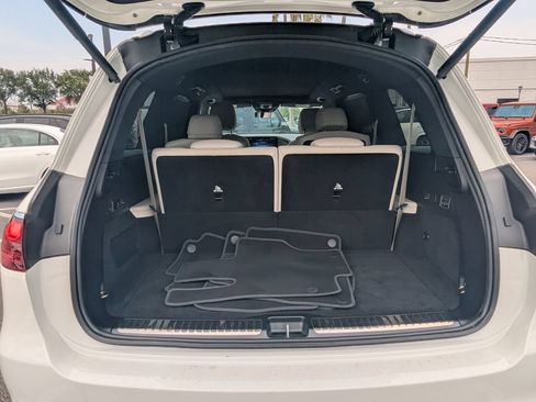 Certified 2024 Mercedes-Benz GLS 450 4MATIC image 25