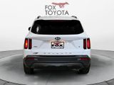 Used 2021 Kia Sorento S image 5