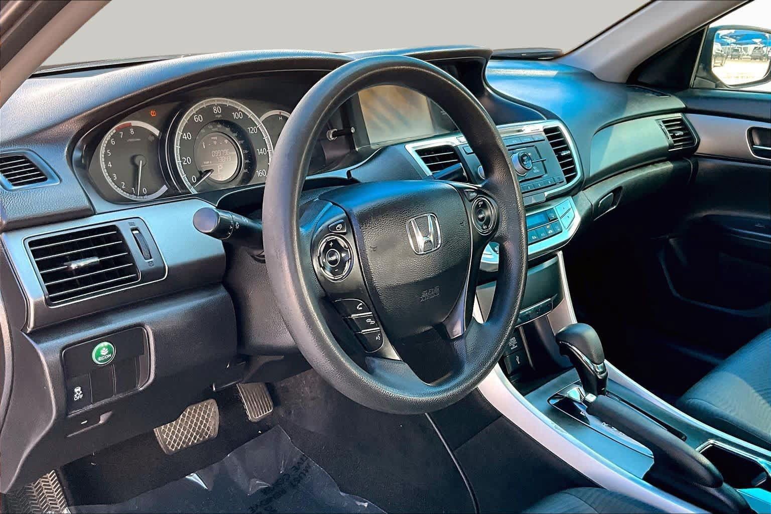 Used 2014 Honda Accord LX image 17