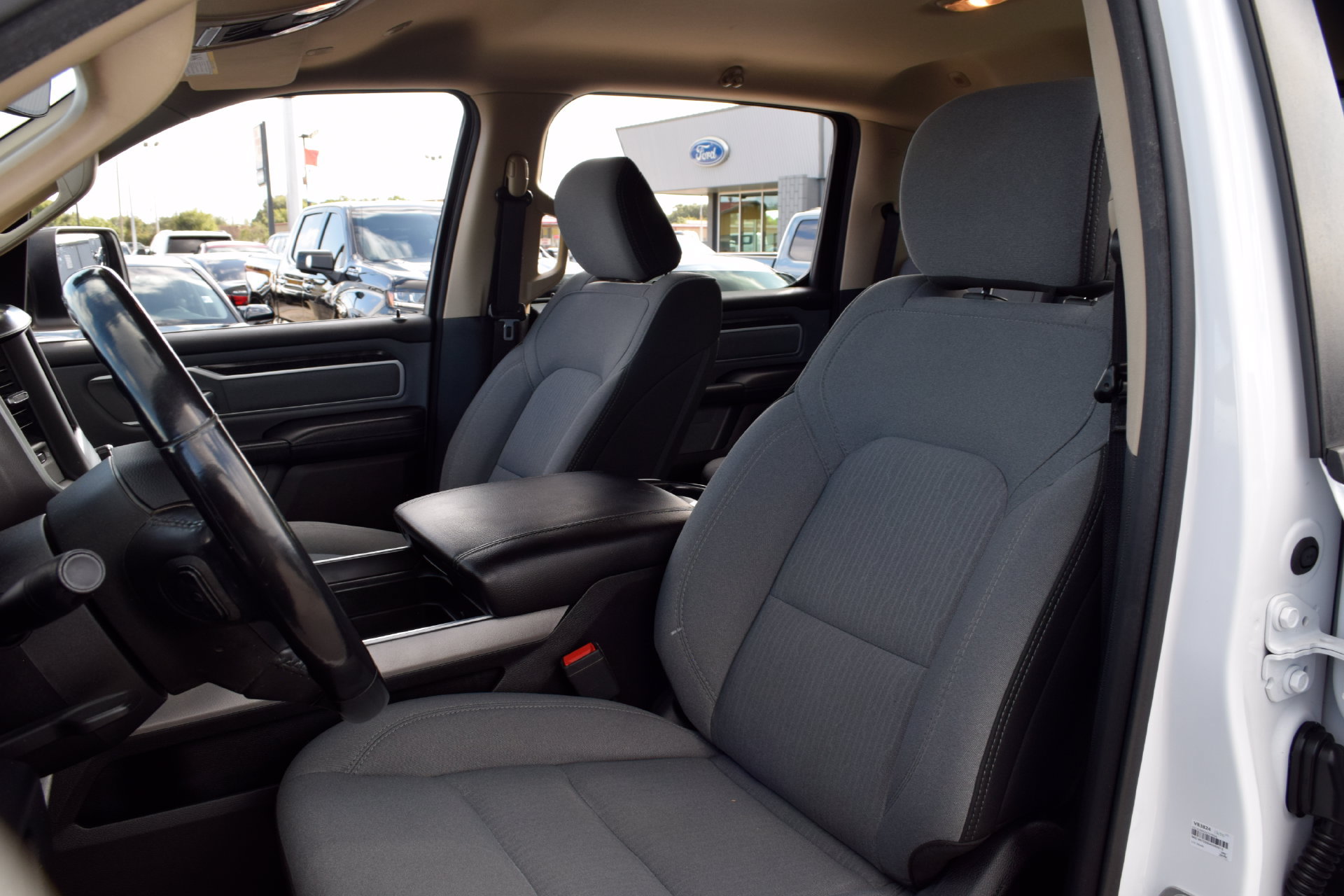 Used 2020 RAM 1500 Big Horn AWD/4WD image 15