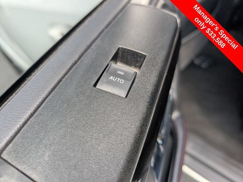 Used 2021 Toyota 4Runner TRD Off-Road Premium AWD/4WD image 11
