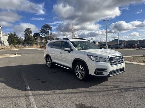 Used 2022 Subaru Ascent Limited image 1