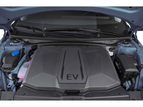 New 2026 Hyundai Ioniq 5 SE image 8