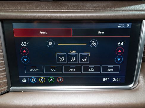 Used 2021 GMC Yukon Denali w/ Denali Ultimate Package image 24