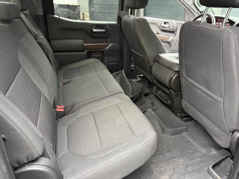 Used 2019 Chevrolet Silverado 1500 RST image 12