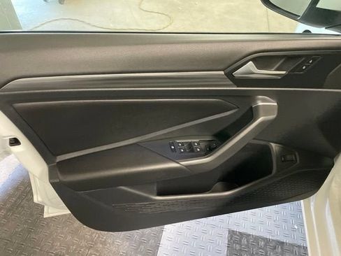 Used 2019 Volkswagen Jetta SEL FWD image 12