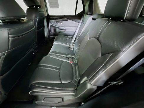 Used 2024 Honda Pilot Elite image 23