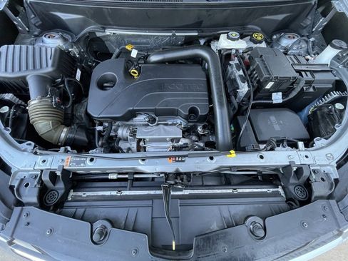 Used 2024 Chevrolet Equinox Premier image 33