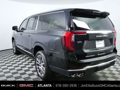 New 2026 GMC Yukon XL Denali w/ Sun & Power Step Package