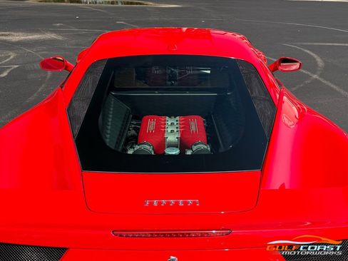 Used 2011 Ferrari 458 Italia Coupe RWD image 57