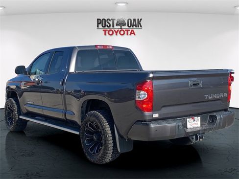 Used 2019 Toyota Tundra SR5 w/ SR5 Convenience Package image 5