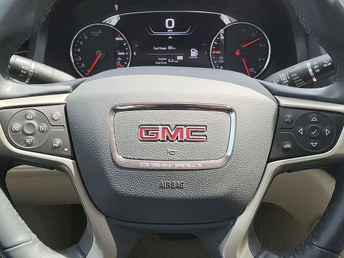 Certified 2023 GMC Acadia Denali FWD image 11