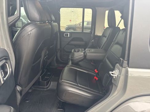 Used 2019 Jeep Wrangler Unlimited Sahara w/ Dual Top Group image 15