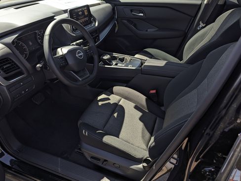 New 2026 Nissan Rogue SV image 9