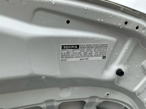 Used 2021 Toyota Corolla SE w/ Blackout Package (TMS) FWD image 23