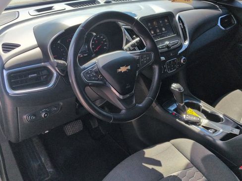 Used 2021 Chevrolet Equinox LT image 12