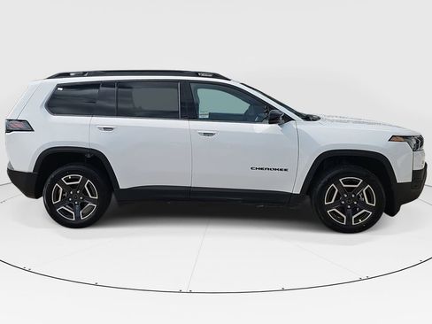 New 2026 Jeep Cherokee Limited image 2