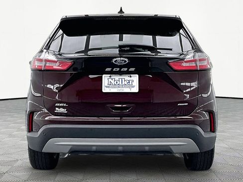 Used 2024 Ford Edge SEL w/ Convenience Package AWD/4WD image 4