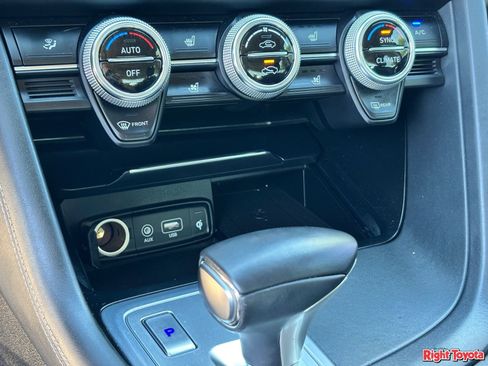 Used 2019 Genesis G70 3.3T Advanced w/ Prestige Package RWD image 29