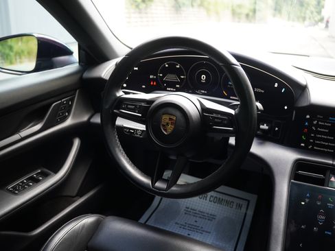 Used 2022 Porsche Taycan RWD image 23