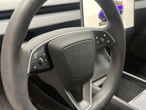 Used 2025 Tesla Model 3 Long Range image 10