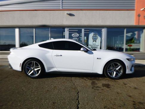 Used 2024 Ford Mustang GT image 4