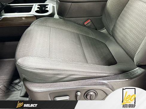 Used 2022 Chevrolet Silverado 1500 LT Trail Boss w/ Bed Protection Package AWD/4WD image 21