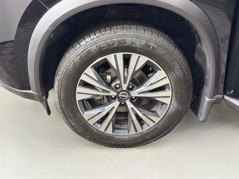 Used 2023 Nissan Rogue SV AWD/4WD image 32